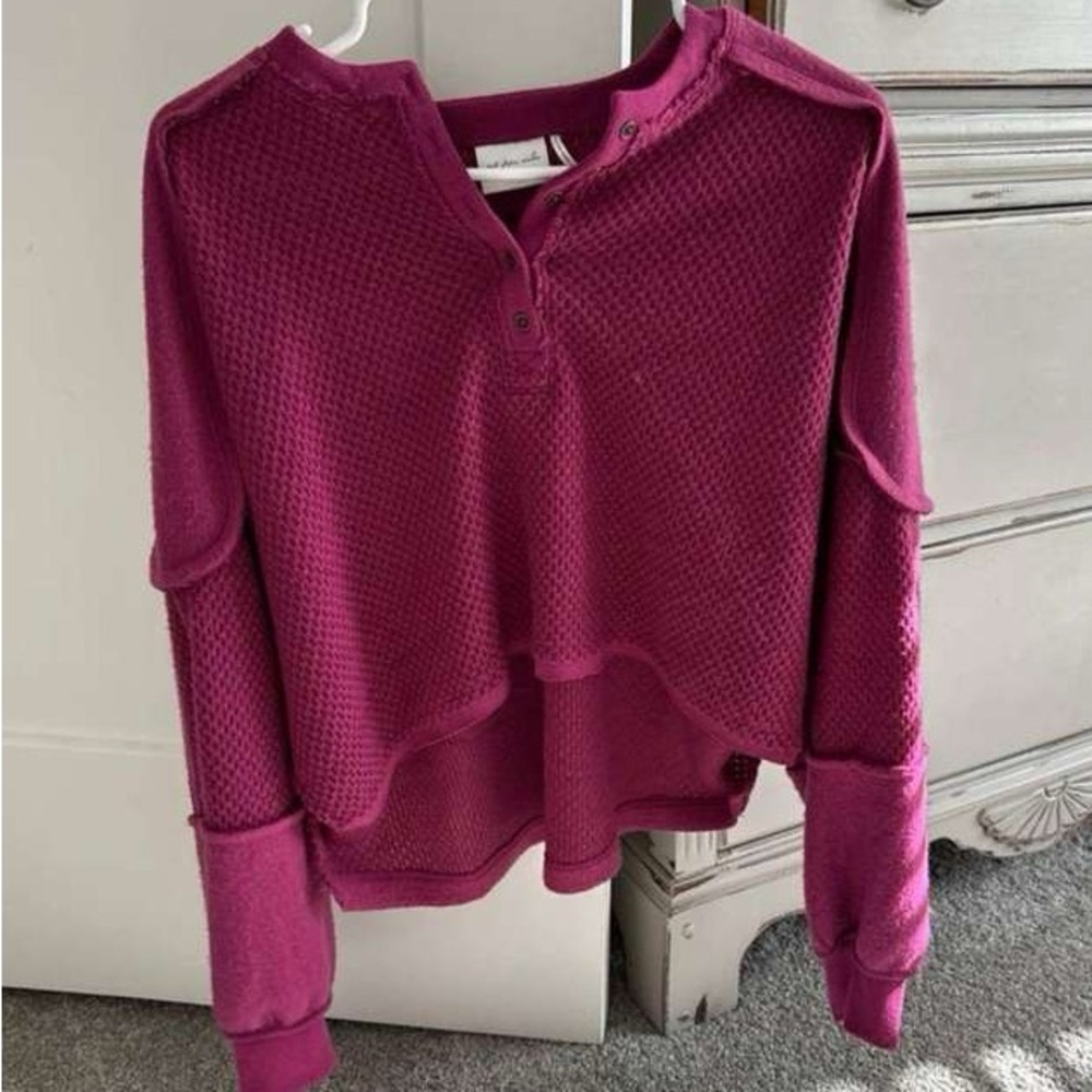 Urban Outfitters Top size small